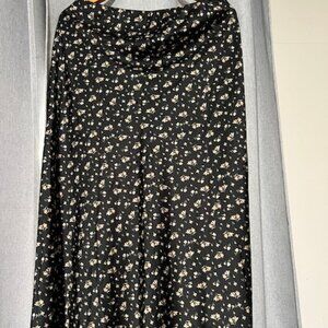 Maxi Skirt, satin feel, Brand-Andnowthis, size large, excellent condition